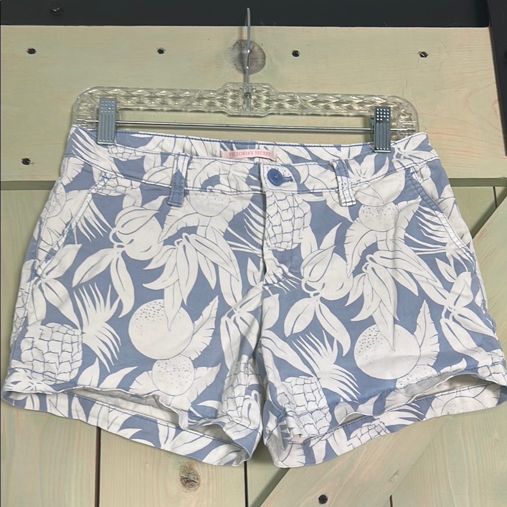 Victoria's Secret Blue and White Floral Bermudas Lightweight